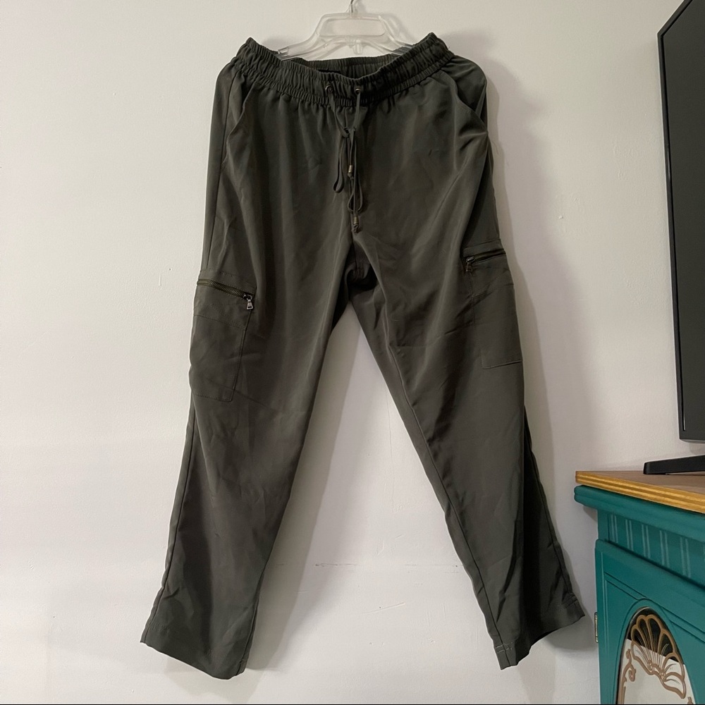 Express Elastic Drawstring Cargo Pants- Medium- Olive Green